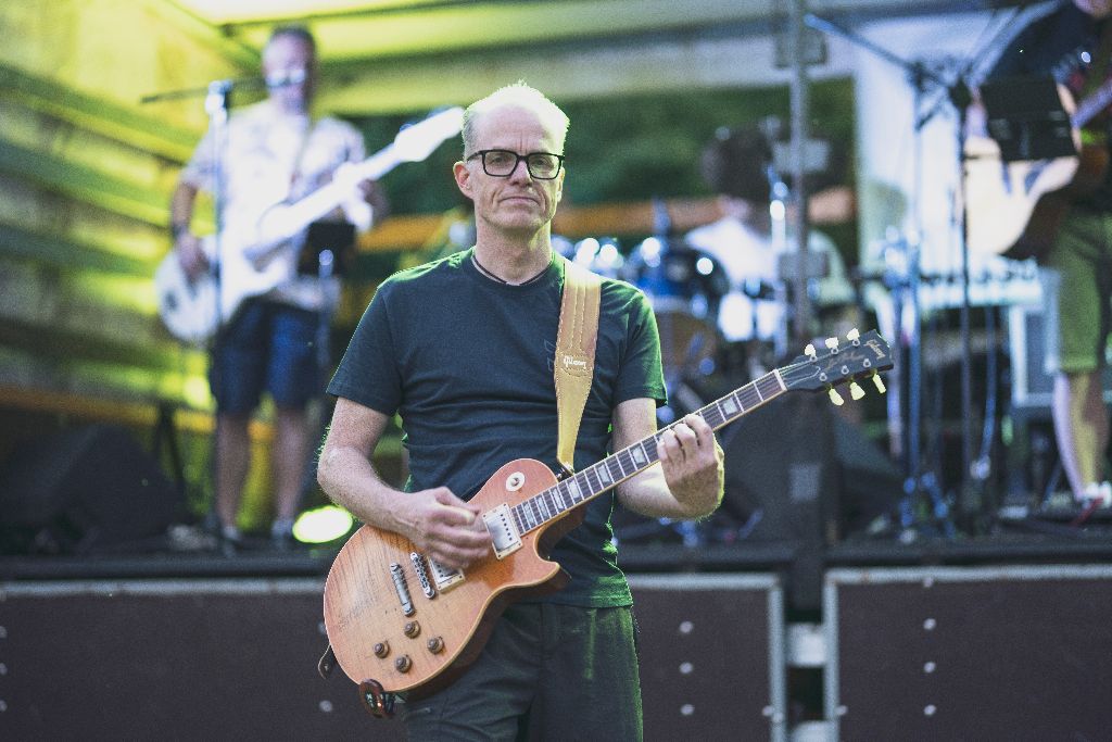 Karsten – Lead Guitar